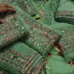 Iznik Lawn Collection